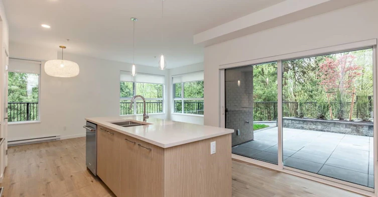 103-3182 Gladwin Rd, Abbotsford, BC, V2T 0K8 - 4