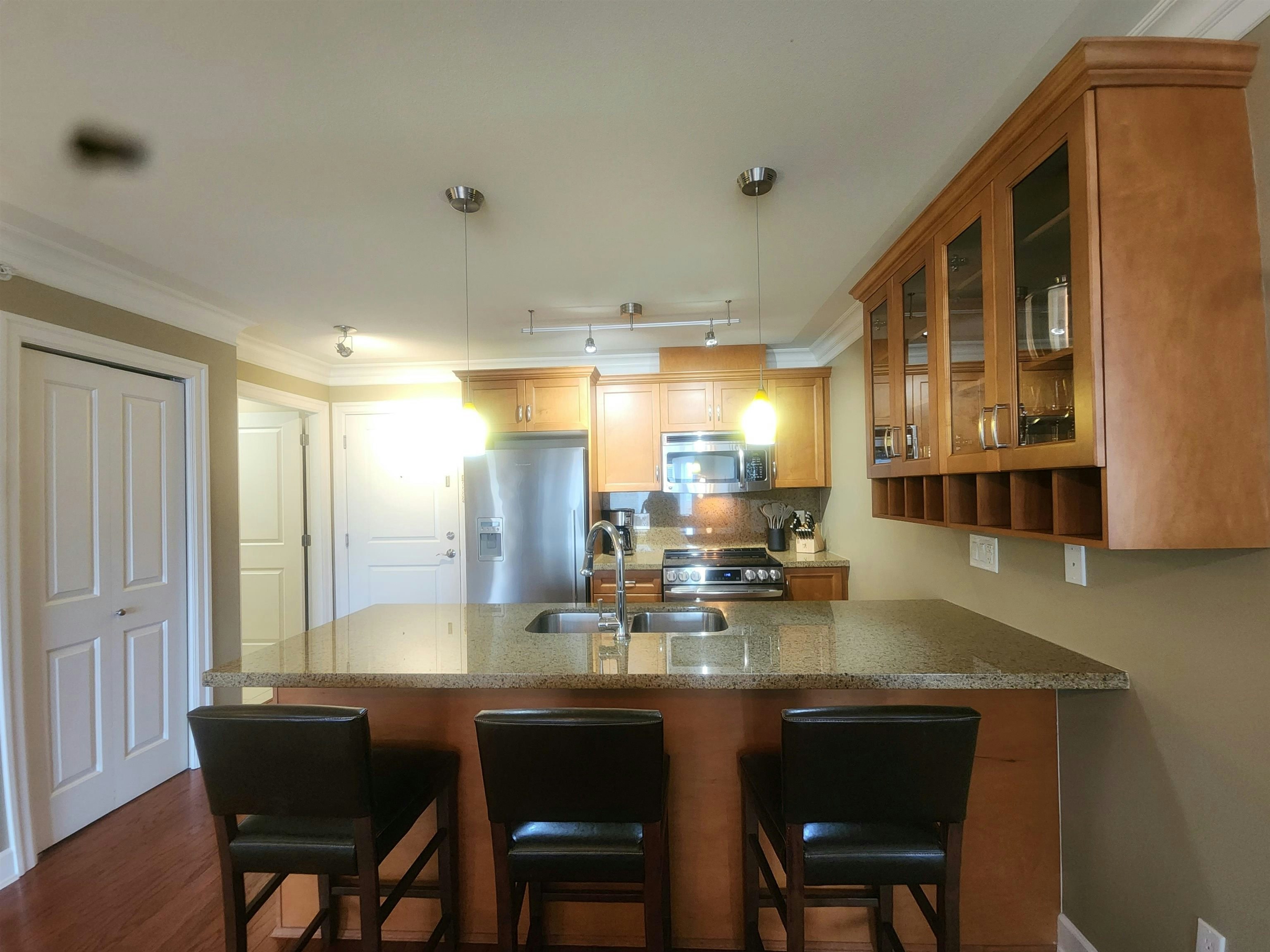 15357 Roper Avenue, Surrey, BC, V6B 2G2 - 6