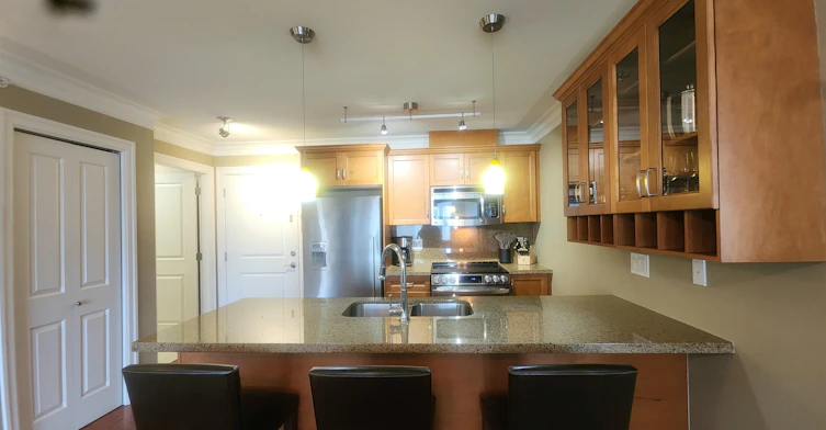 15357 Roper Avenue, Surrey, BC, V6B 2G2 - 6