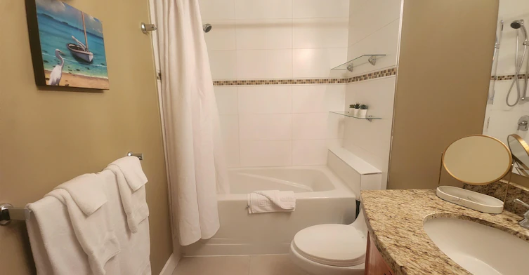 15357 Roper Avenue, Surrey, BC, V6B 2G2 - 12