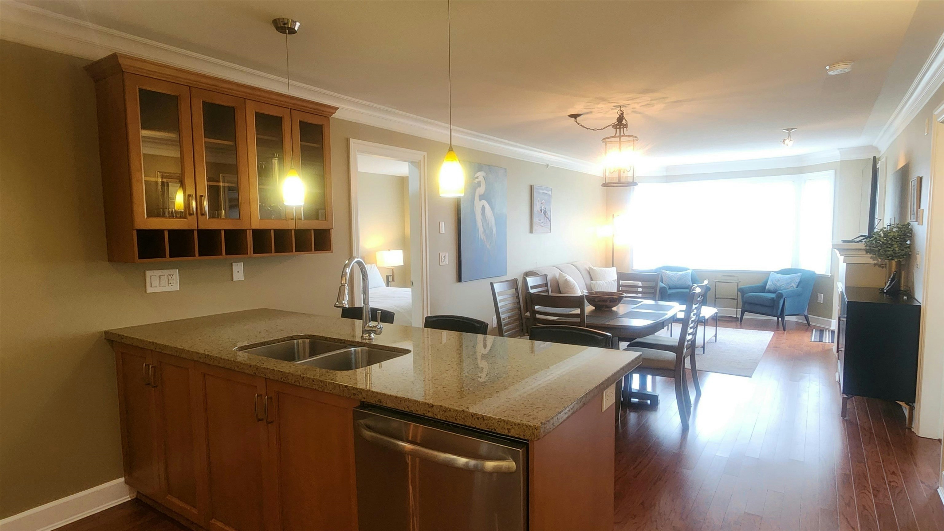 15357 Roper Avenue, Surrey, BC, V6B 2G2 - 5