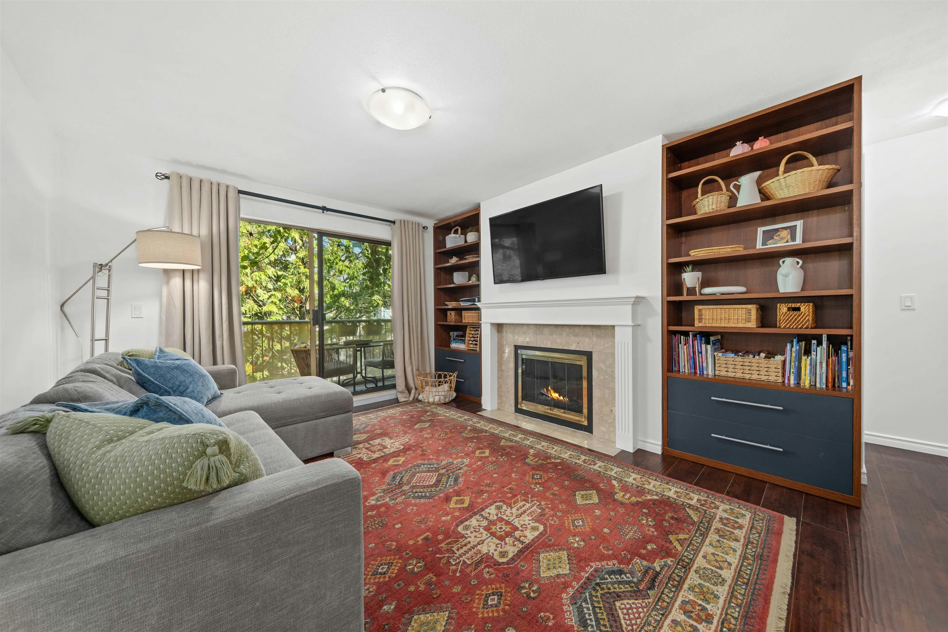 303-10720 138 Street, Surrey, BC, V3T 4K5