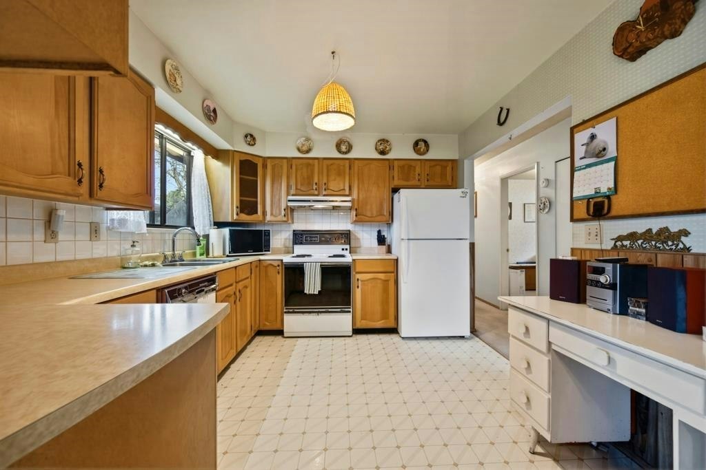 3907 212 Street, Langley, BC, V3A 9L1 - 19