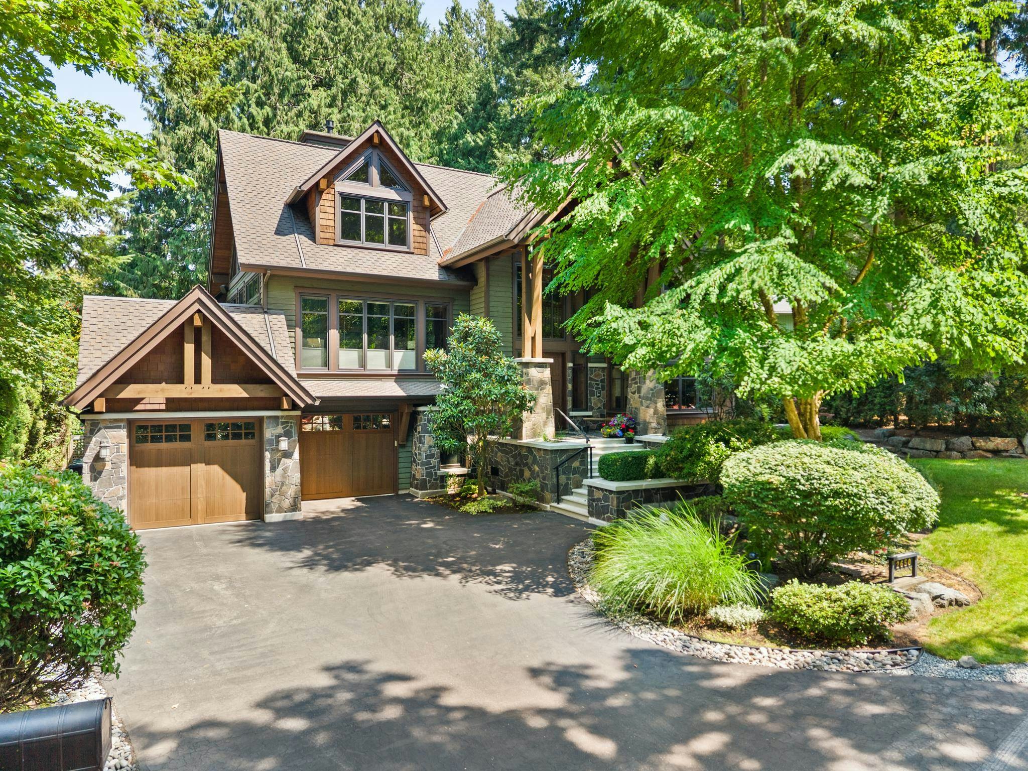 2650 Dogwood Drive, Surrey, BC, V4A 3K5