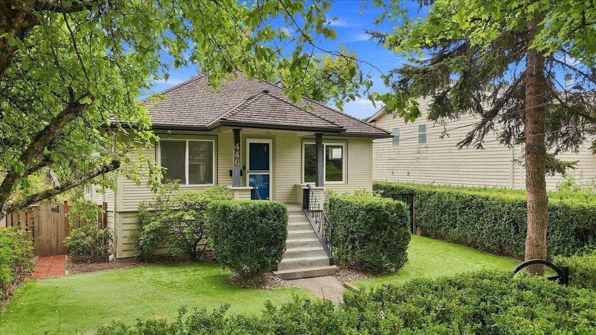 446 Kelly Street, New Westminster, BC, V3L 3T9