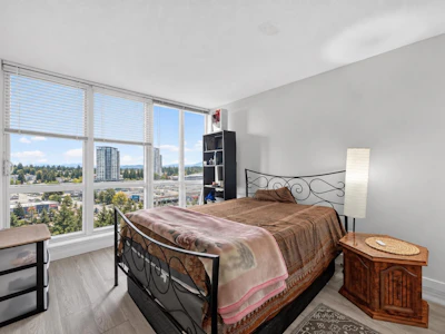 1903-13688 100 Avenue - 4
