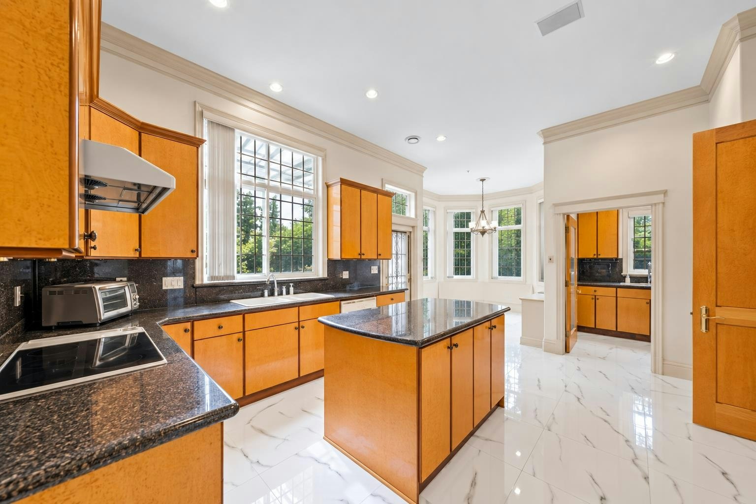 1050 Connaught Drive, Vancouver, BC, V6H 2G8 - 14