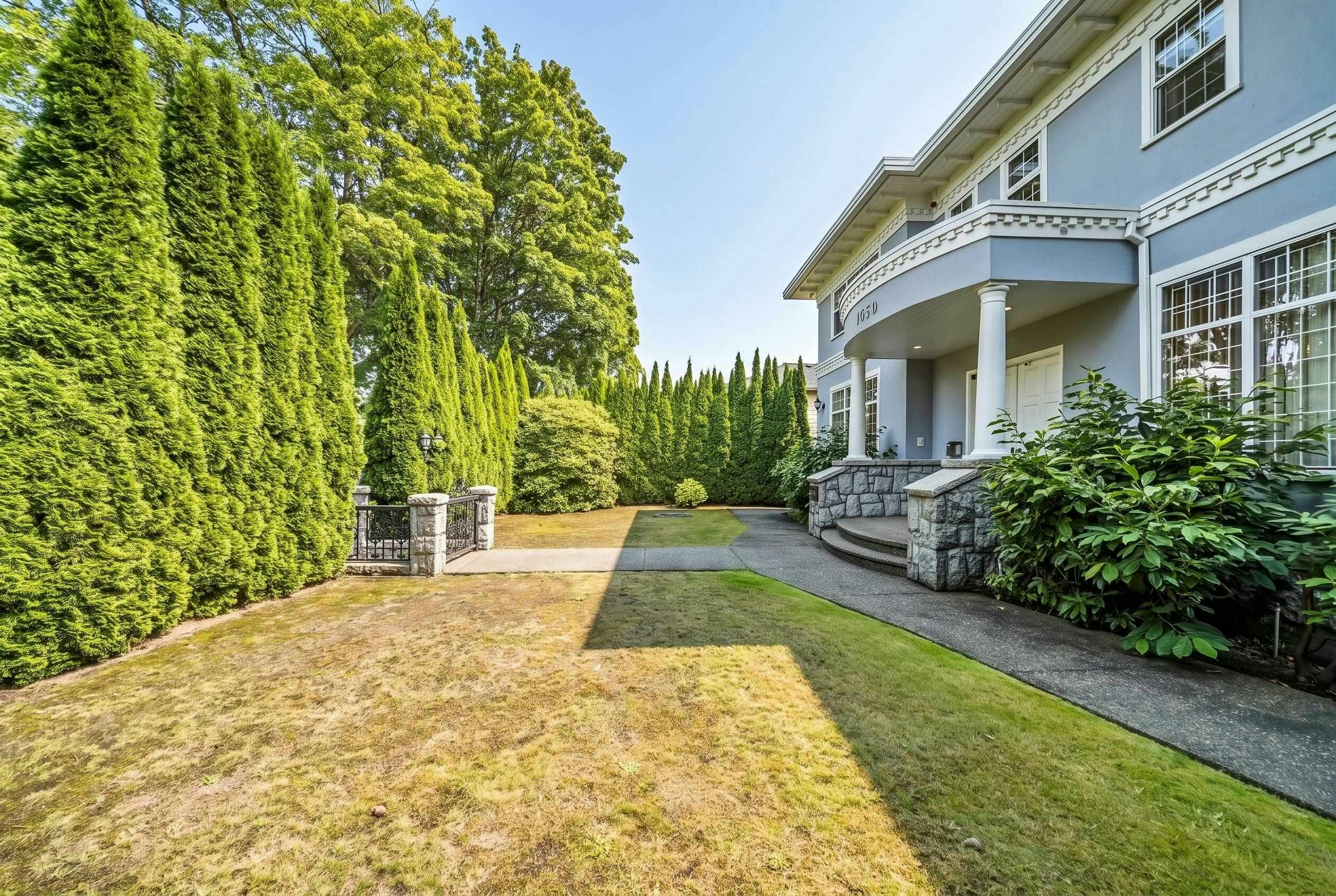 1050 Connaught Drive - 2