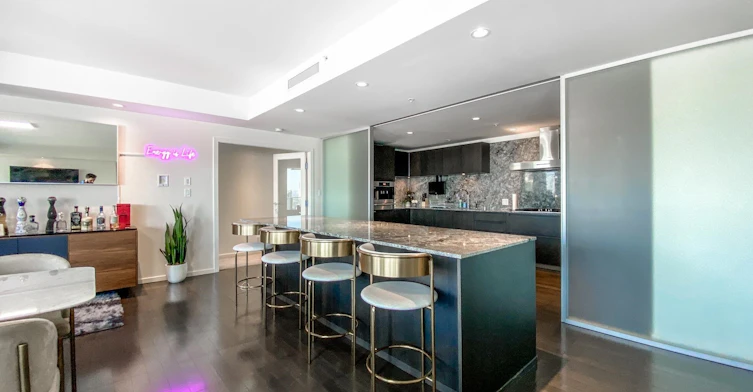 2702-1011 W Cordova Street, Vancouver, BC, V6C 0E2 - 5