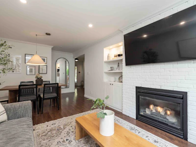 18-6513 200 Street - 5