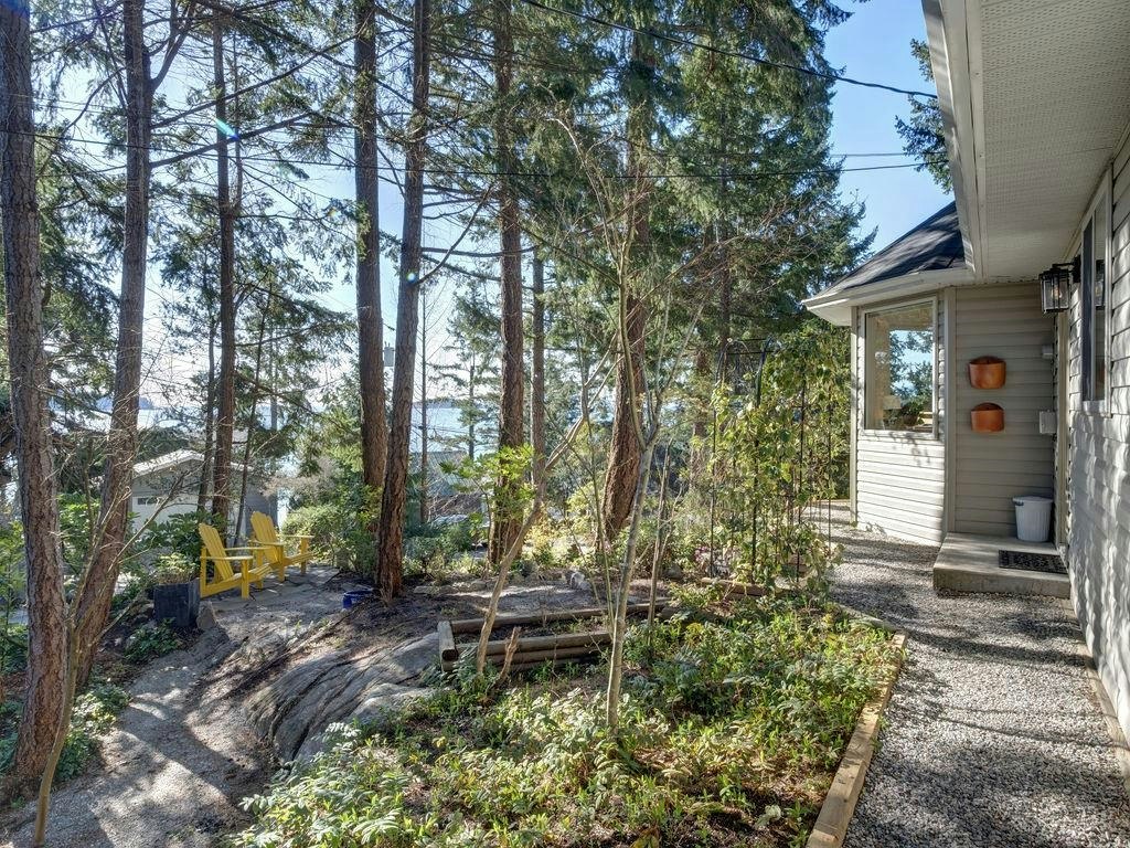 9291 Truman Road, Halfmoon Bay, BC, V7Z 1B5 - 38