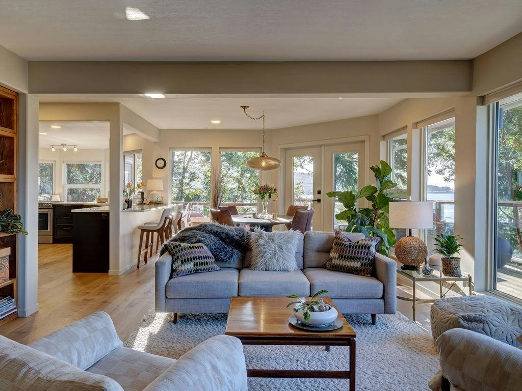 9291 Truman Road, Halfmoon Bay, BC, V7Z 1B5 - 9