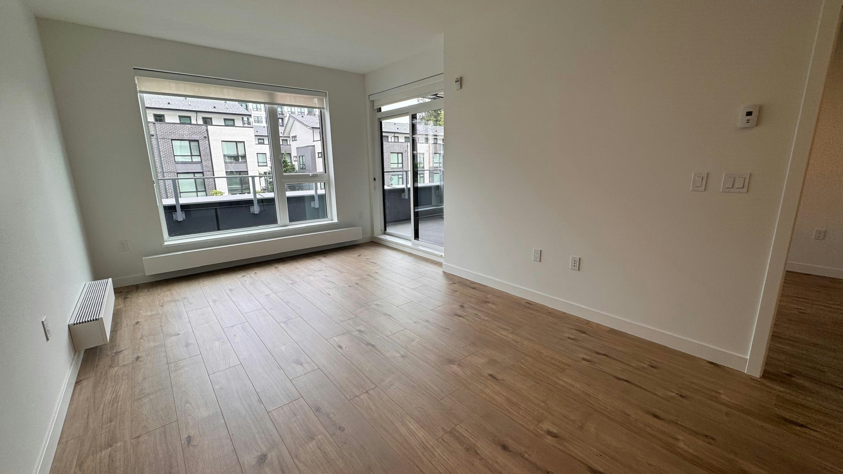 3xx-9xxx University Crescent, Burnaby, BC, V5A 0H5 - 8