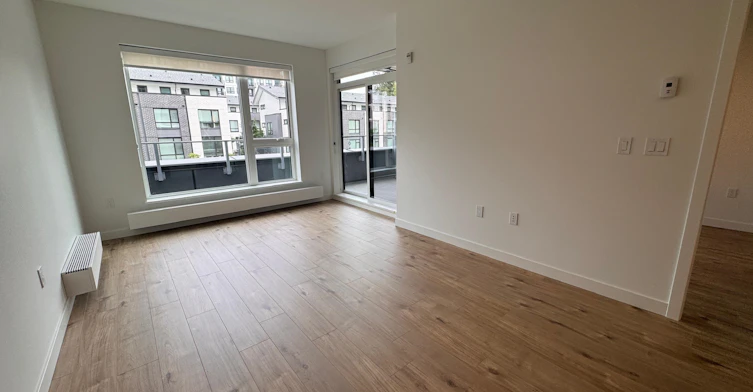 3xx-9xxx University Crescent, Burnaby, BC, V5A 0H5 - 8