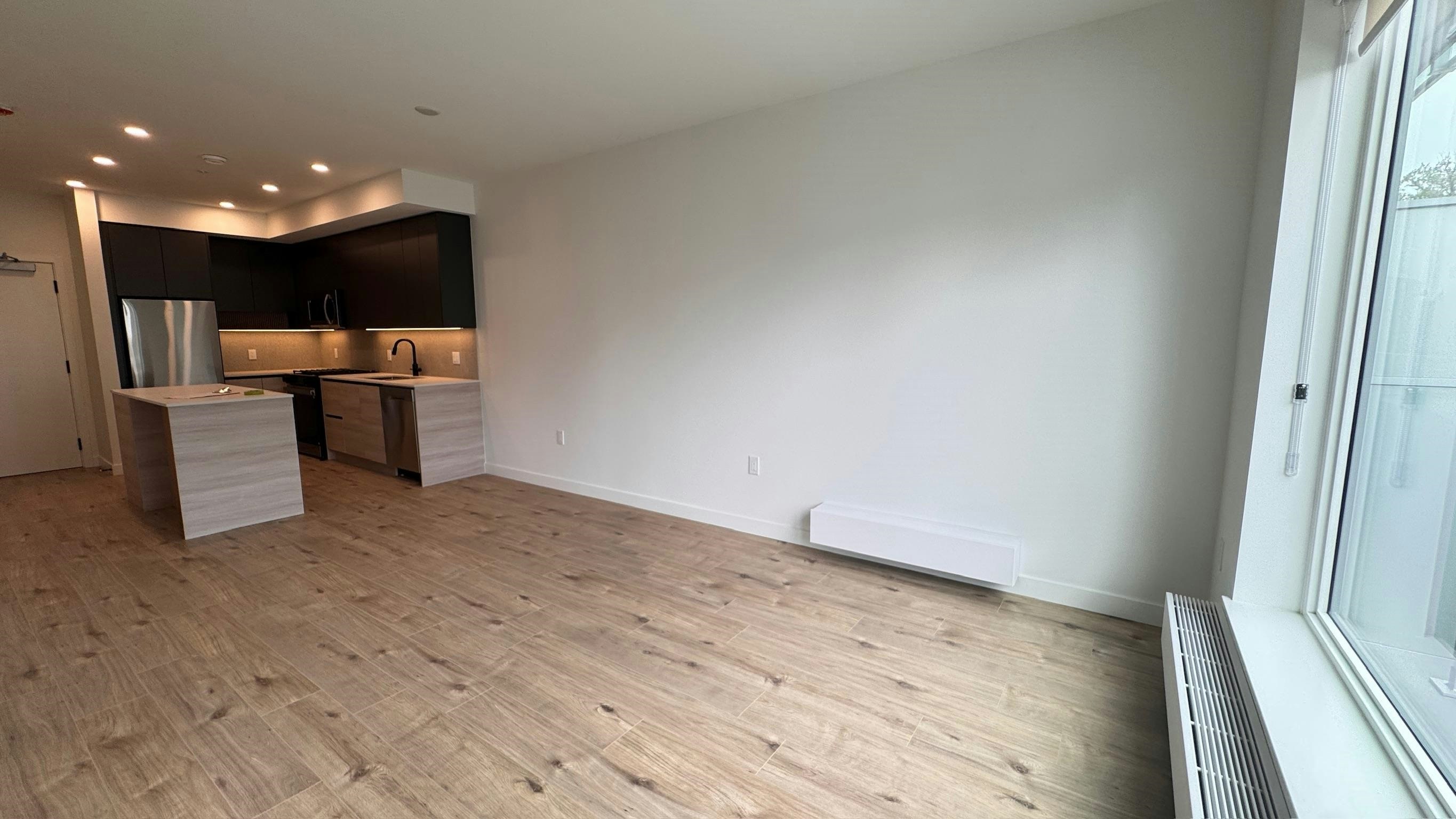 3xx-9xxx University Crescent, Burnaby, BC, V5A 0H5 - 10