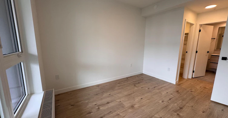3xx-9xxx University Crescent, Burnaby, BC, V5A 0H5 - 11