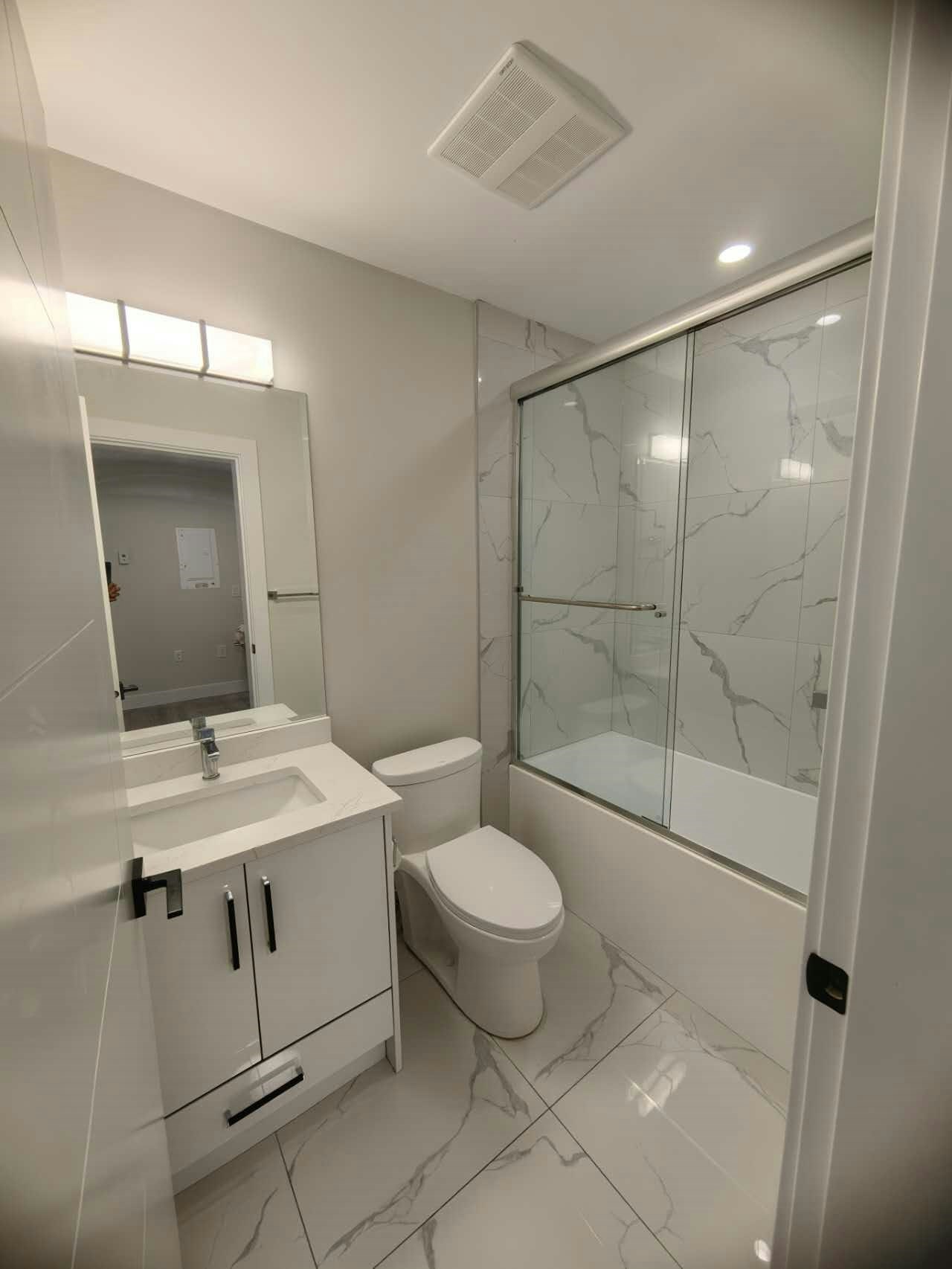 Ground level-16xx Ellesmere Avenue, Burnaby, BC, V5B 3T4 - 5