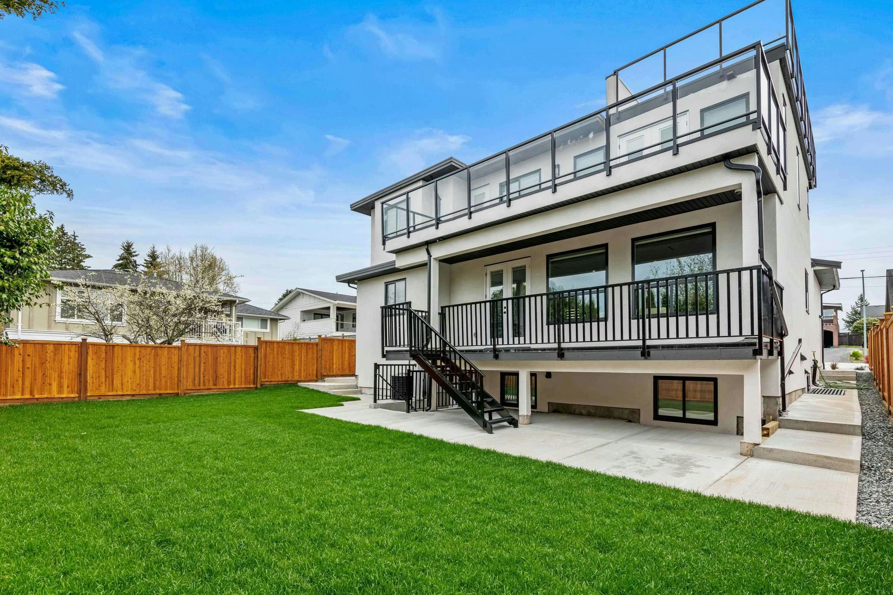 Ground level-16xx Ellesmere Avenue, Burnaby, BC, V5B 3T4