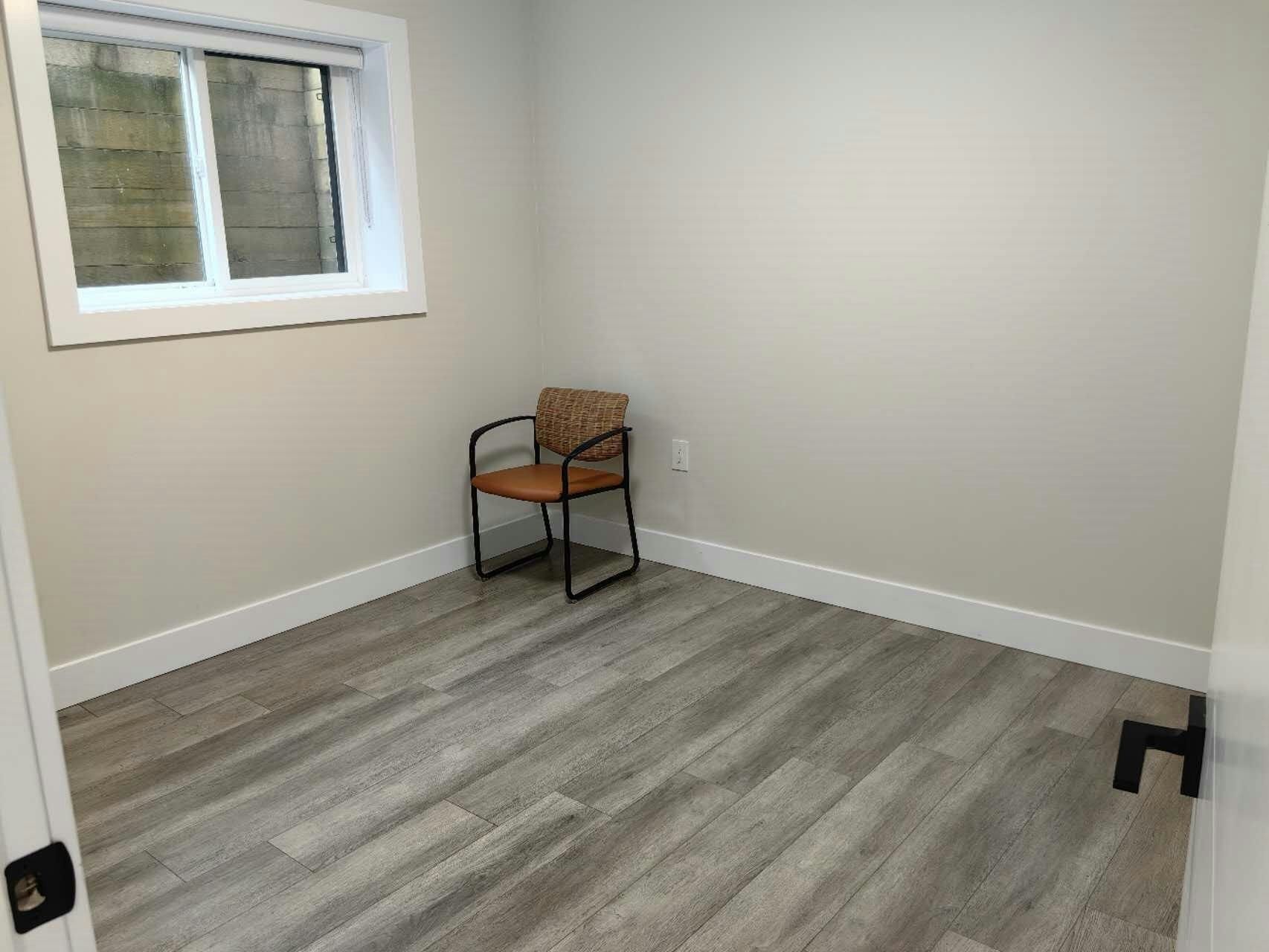 Ground level-16xx Ellesmere Avenue, Burnaby, BC, V5B 3T4 - 3