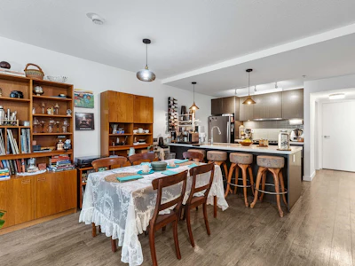 302-618 Langside Avenue - 2
