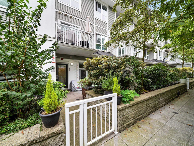 302-618 Langside Avenue, Coquitlam, BC, V3J 0B8 - 37