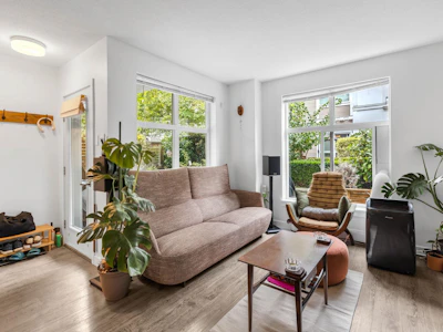 302-618 Langside Avenue - 4
