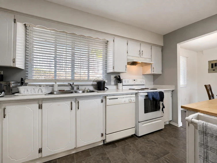 7912 Burdock Street, Mission, BC, V2V 4Y1 - 15