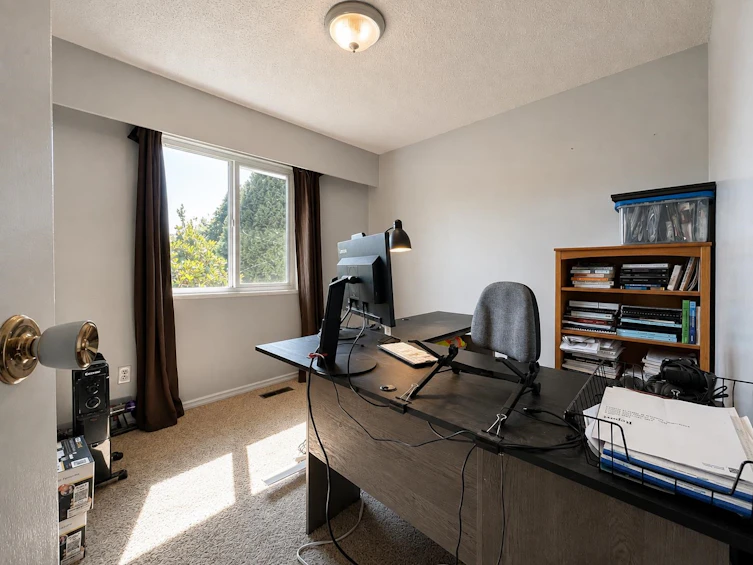 7912 Burdock Street, Mission, BC, V2V 4Y1 - 21