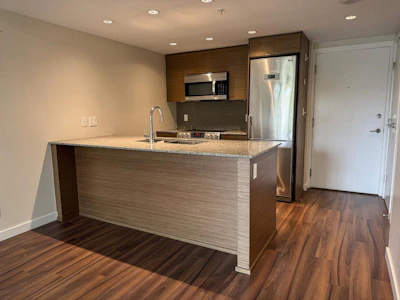 321-135 E 17th Street - 4