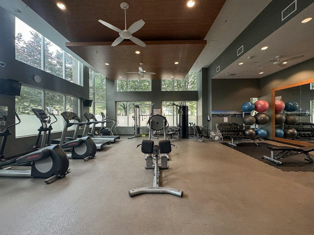 321-135 E 17th Street, North Vancouver, BC, V7L 0C4 - 21