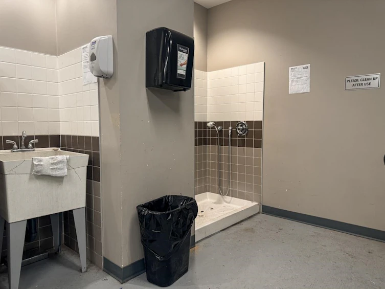321-135 E 17th Street, North Vancouver, BC, V7L 0C4 - 33