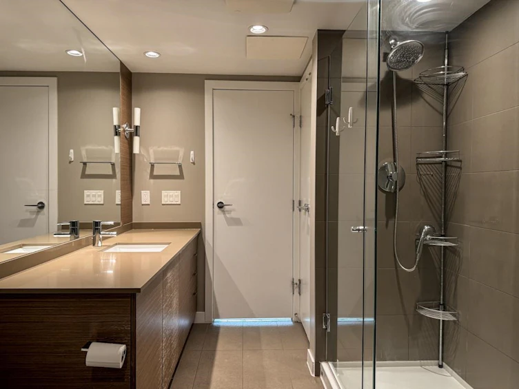 321-135 E 17th Street, North Vancouver, BC, V7L 0C4 - 8