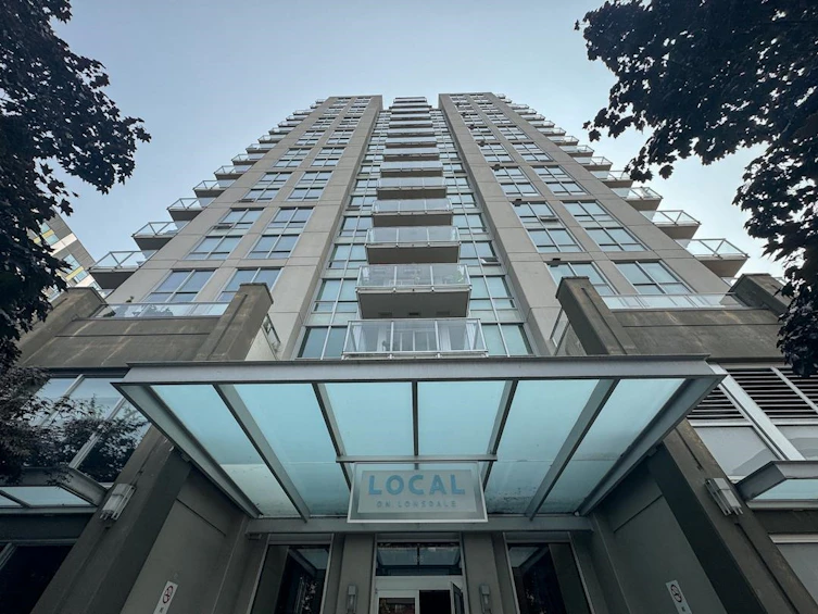 321-135 E 17th Street, North Vancouver, BC, V7L 0C4