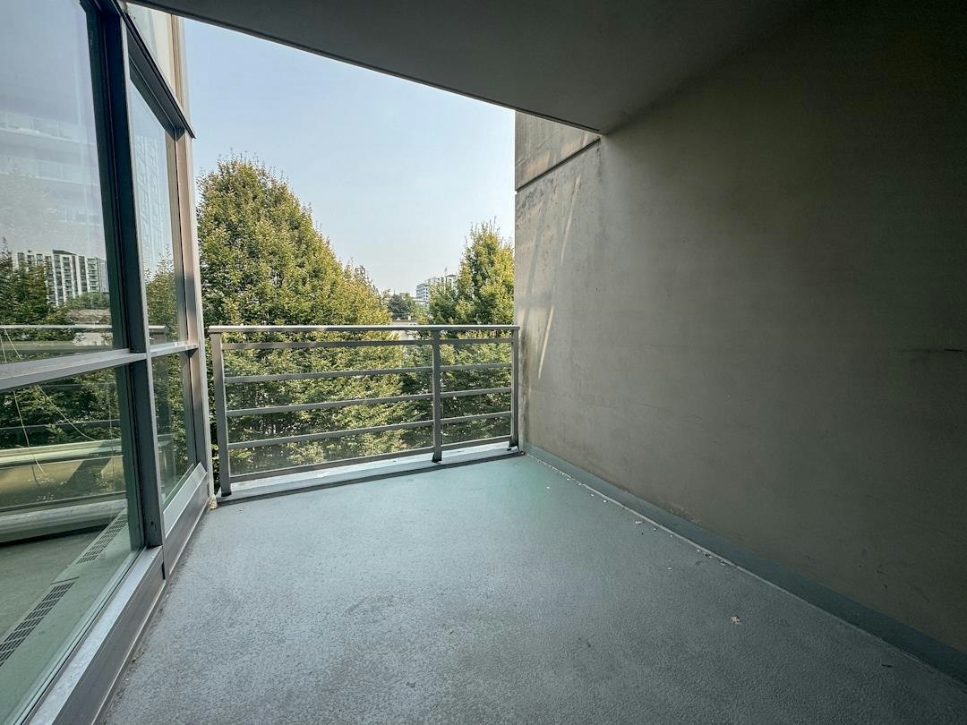 321-135 E 17th Street, North Vancouver, BC, V7L 0C4 - 28