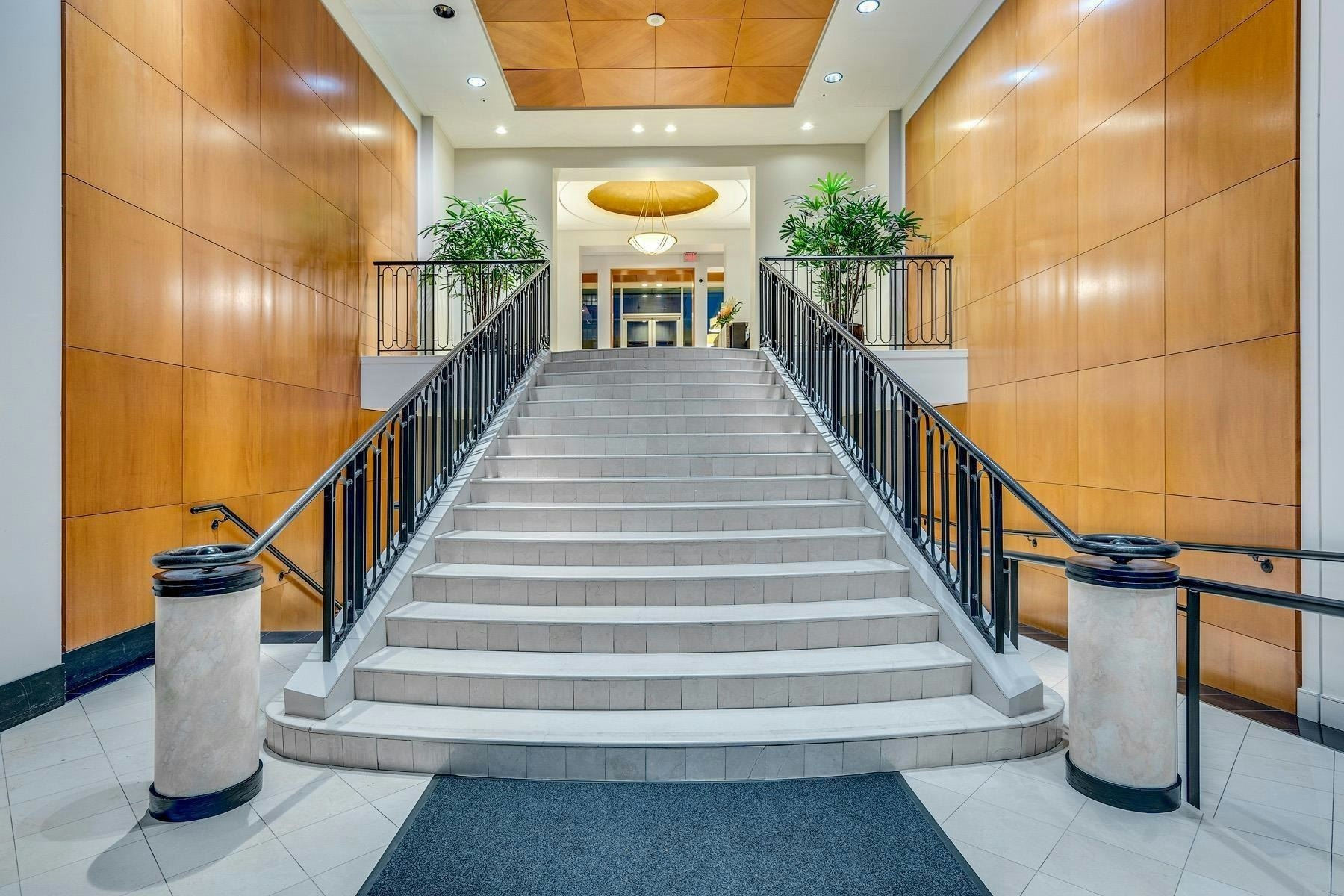2201-1500 Hornby Street, Vancouver, BC, V3S 1C6 - 25