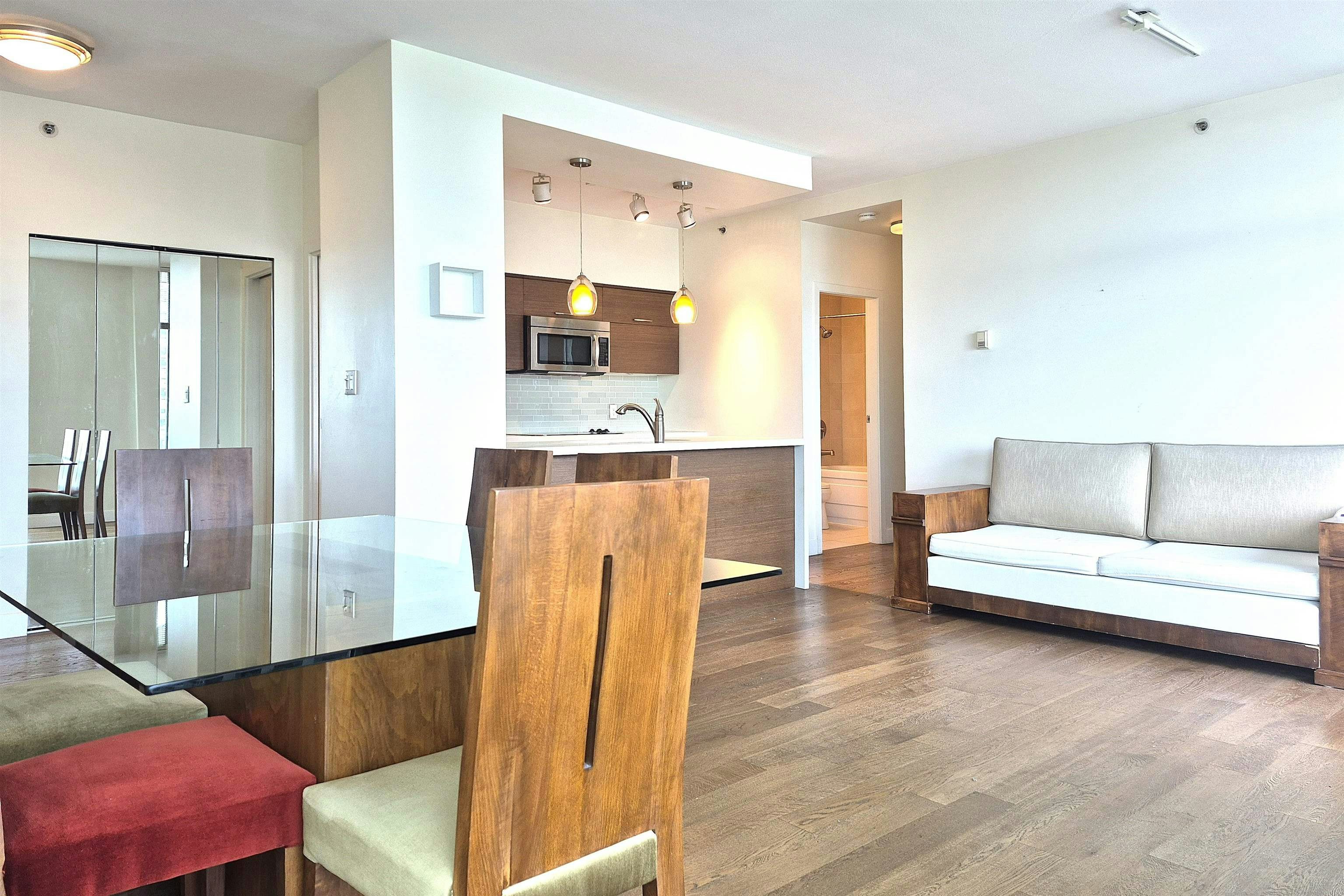 2201-1500 Hornby Street, Vancouver, BC, V3S 1C6 - 8