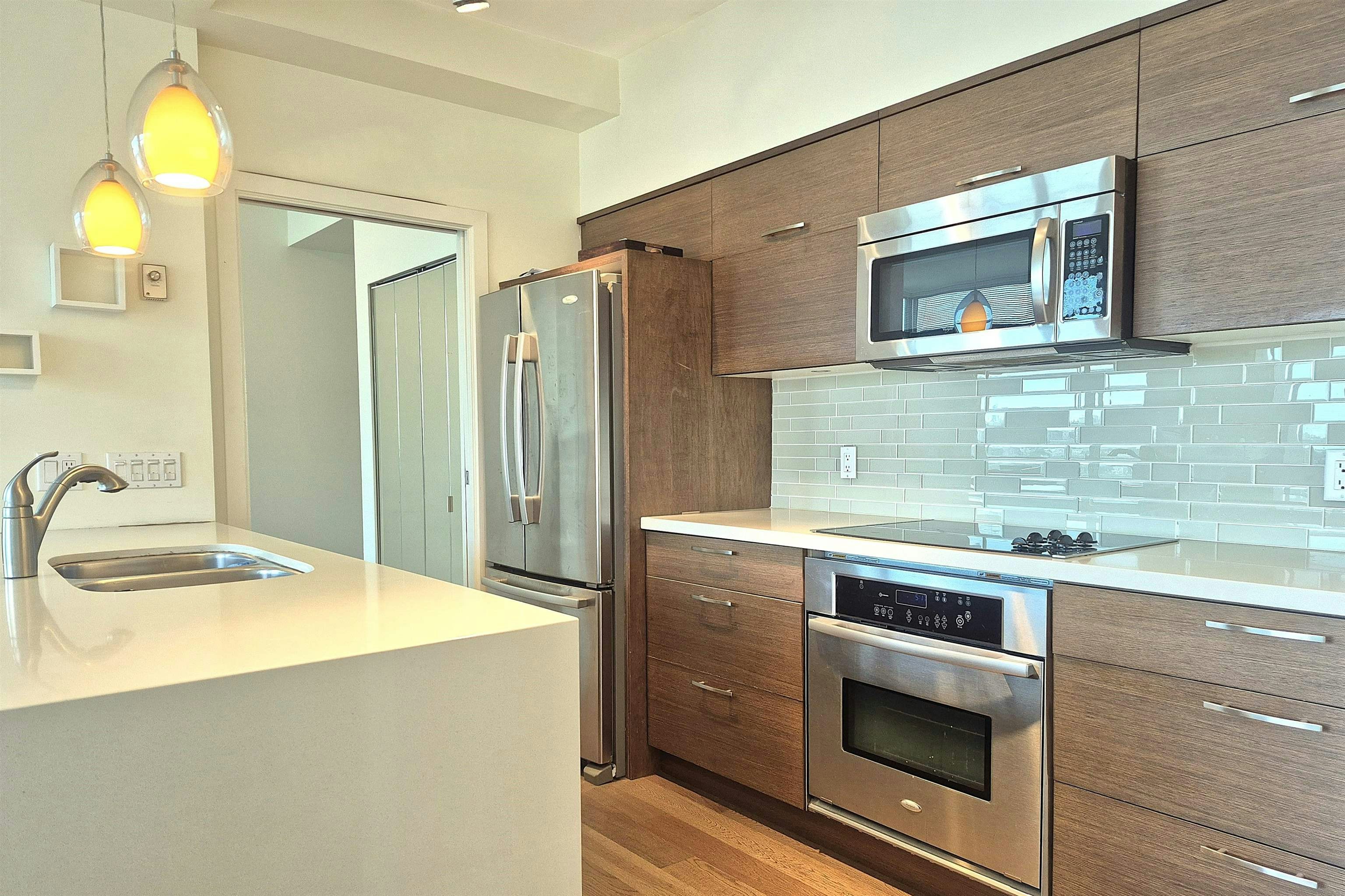 2201-1500 Hornby Street, Vancouver, BC, V3S 1C6 - 3