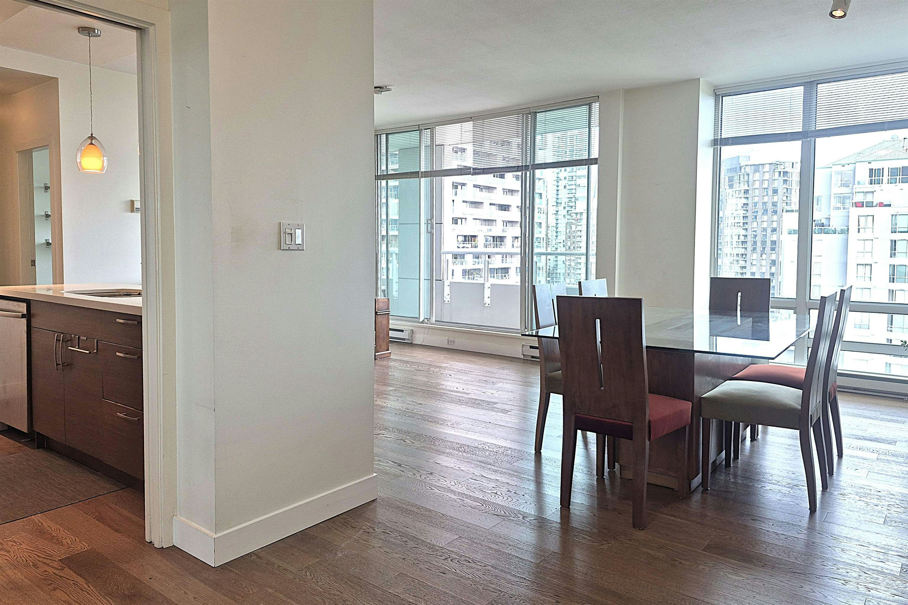2201-1500 Hornby Street, Vancouver, BC, V3S 1C6 - 9