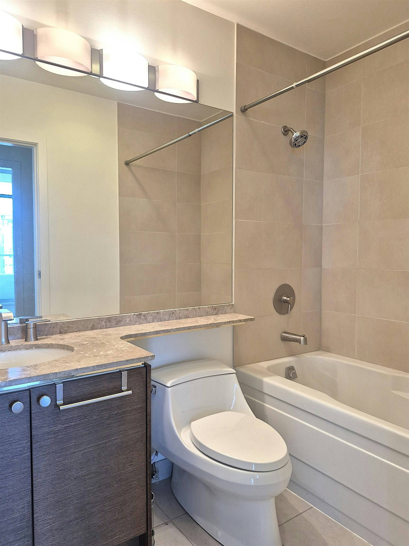 2201-1500 Hornby Street, Vancouver, BC, V3S 1C6 - 19