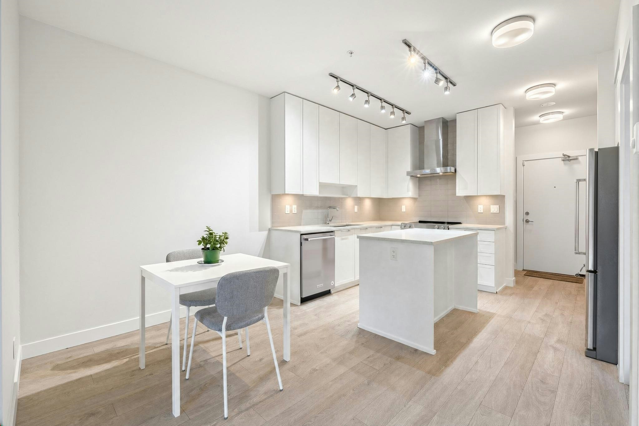 112-1768 Gilmore Avenue, Burnaby, BC, V5C 0L4 - 8