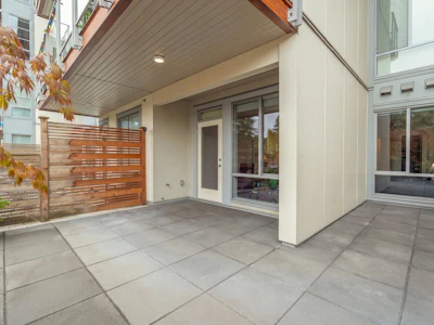 112-1768 Gilmore Avenue - 3