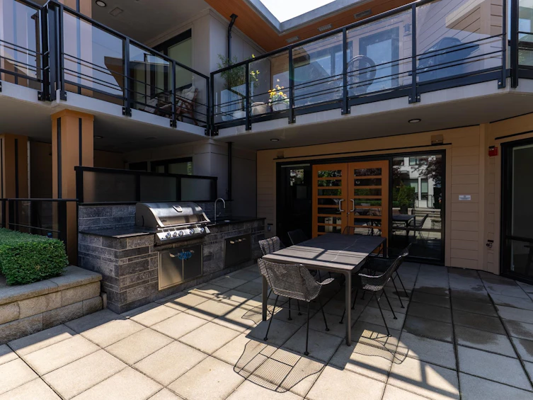 204-1055 Ridgewood Drive, North Vancouver, BC, V7R 0A5 - 36