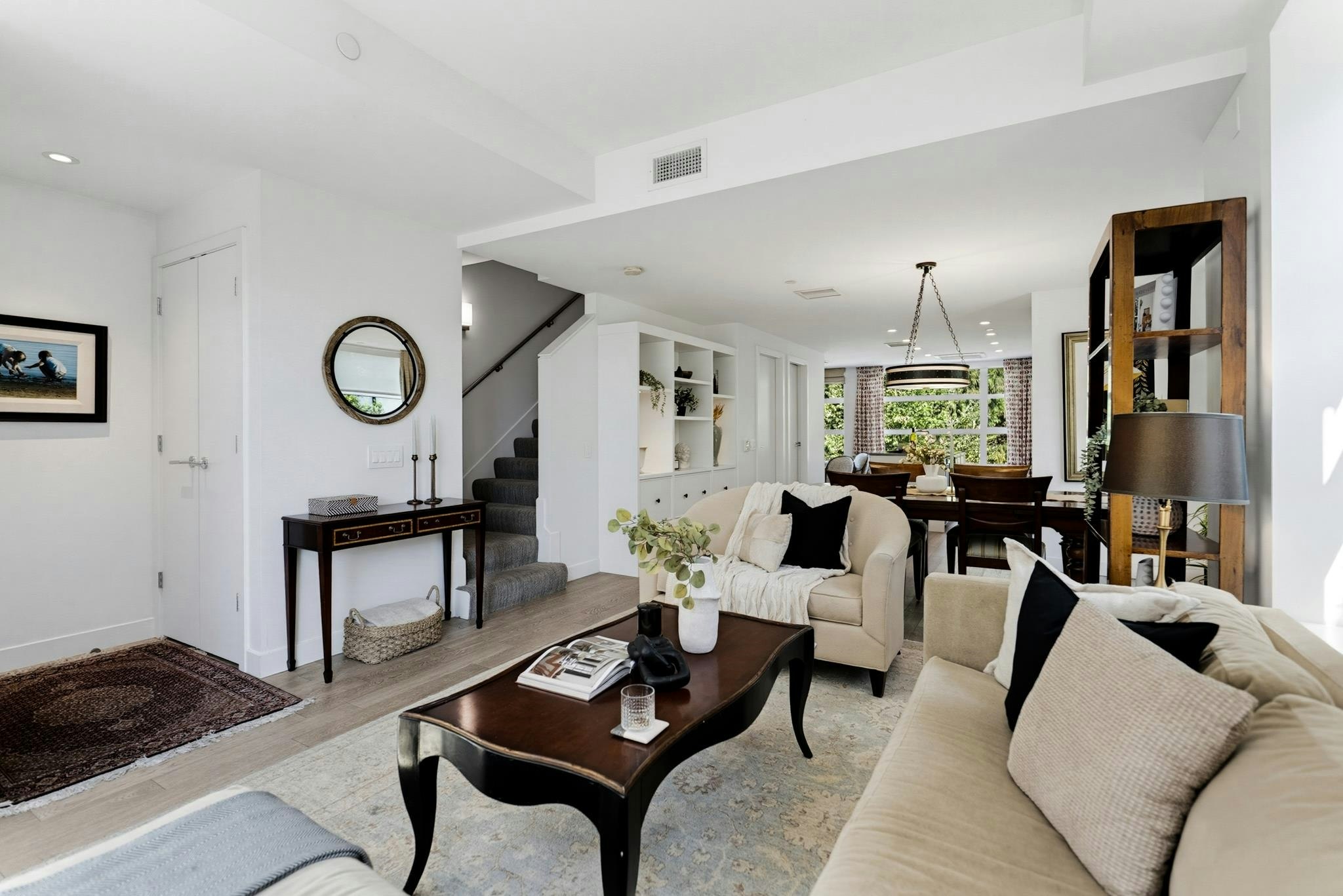 204-1055 Ridgewood Drive, North Vancouver, BC, V7R 0A5 - 7