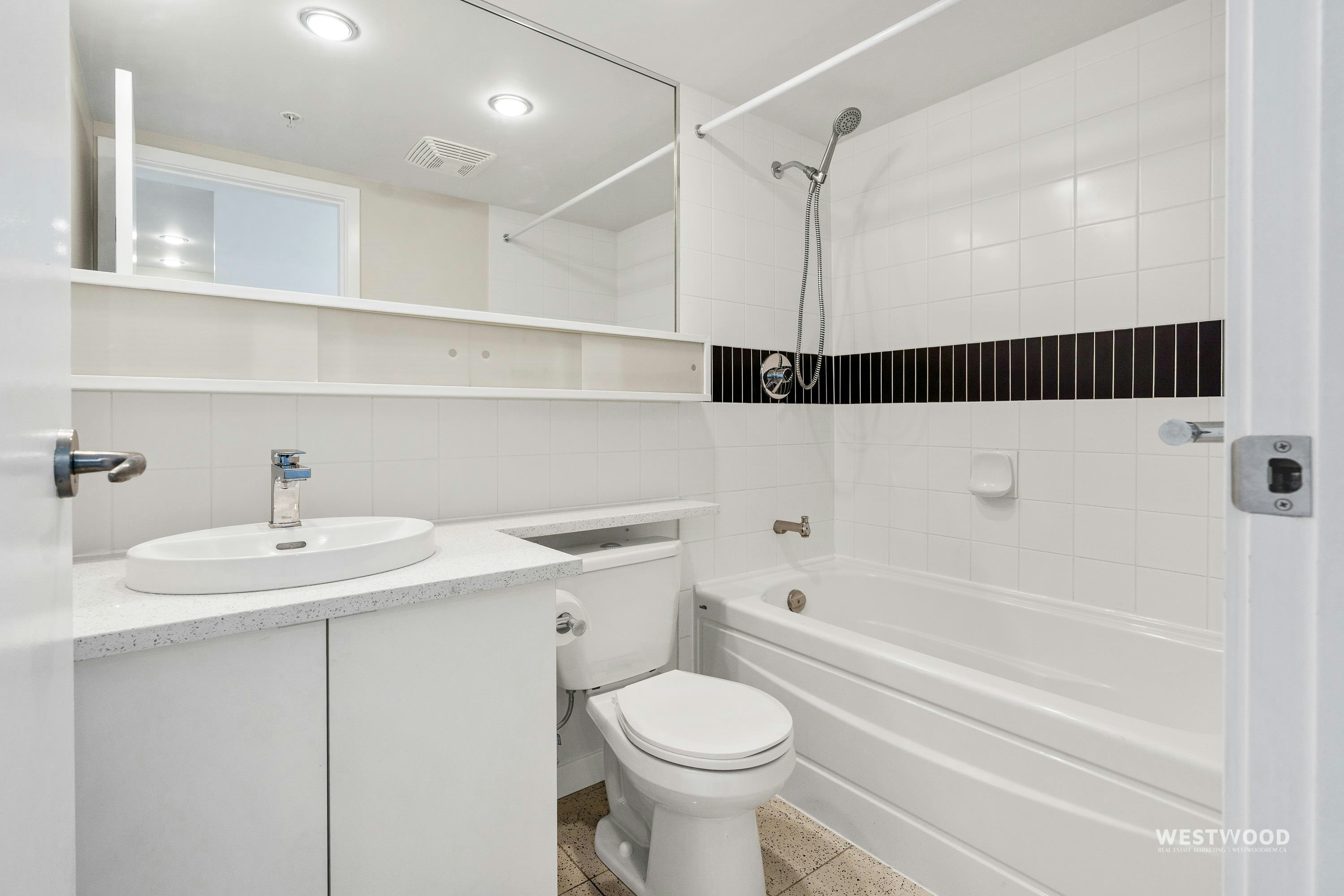 808-939 Expo Boulevard, Vancouver, BC, V6Z 3G7 - 18