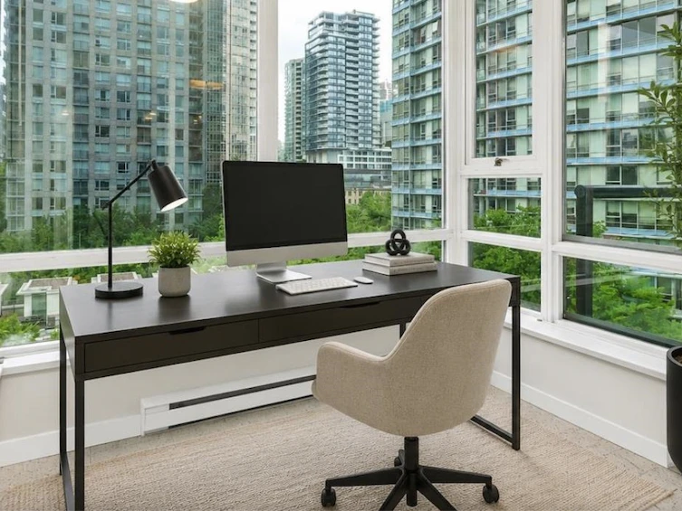808-939 Expo Boulevard, Vancouver, BC, V6Z 3G7 - 3