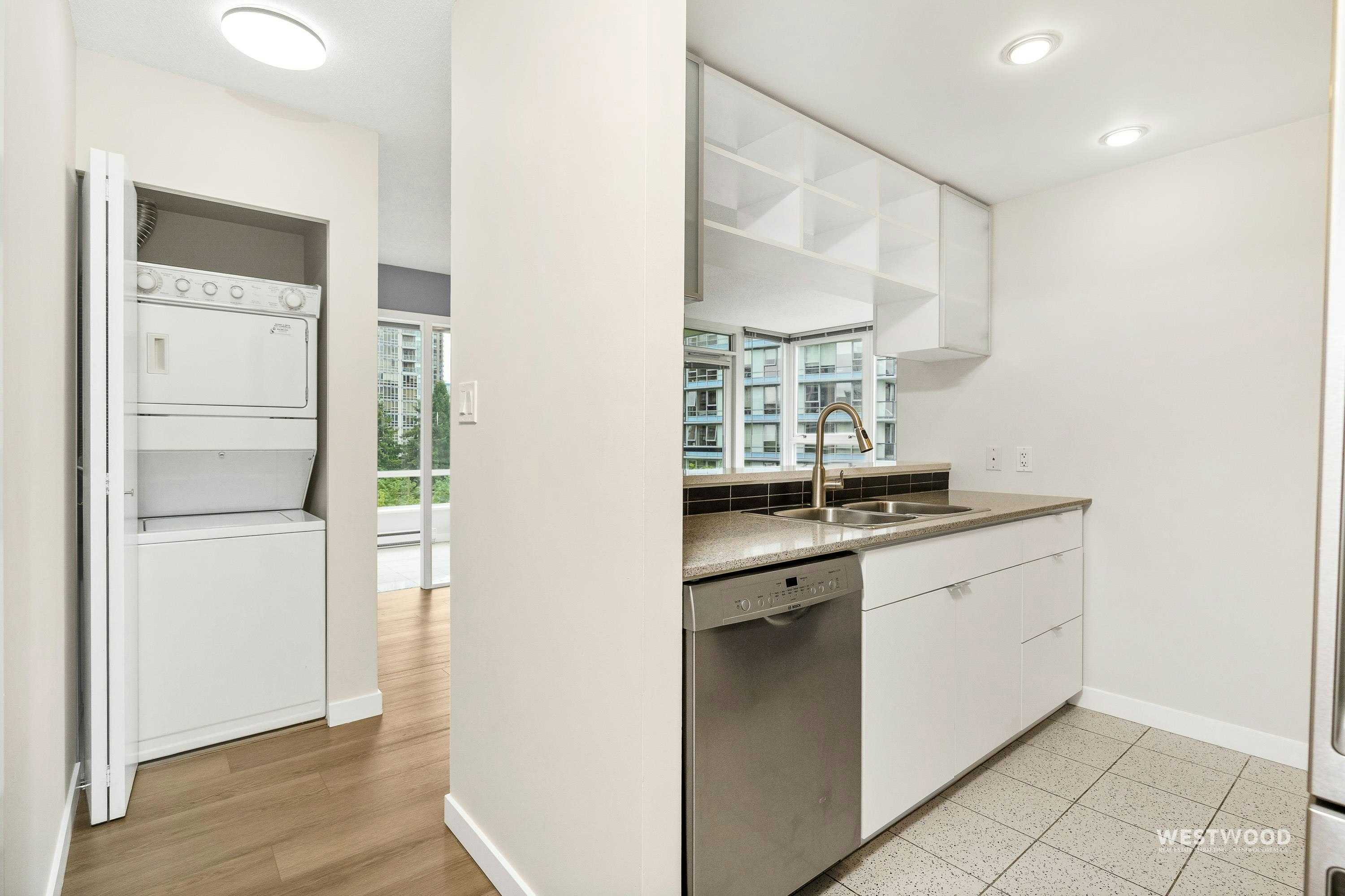 808-939 Expo Boulevard, Vancouver, BC, V6Z 3G7 - 12