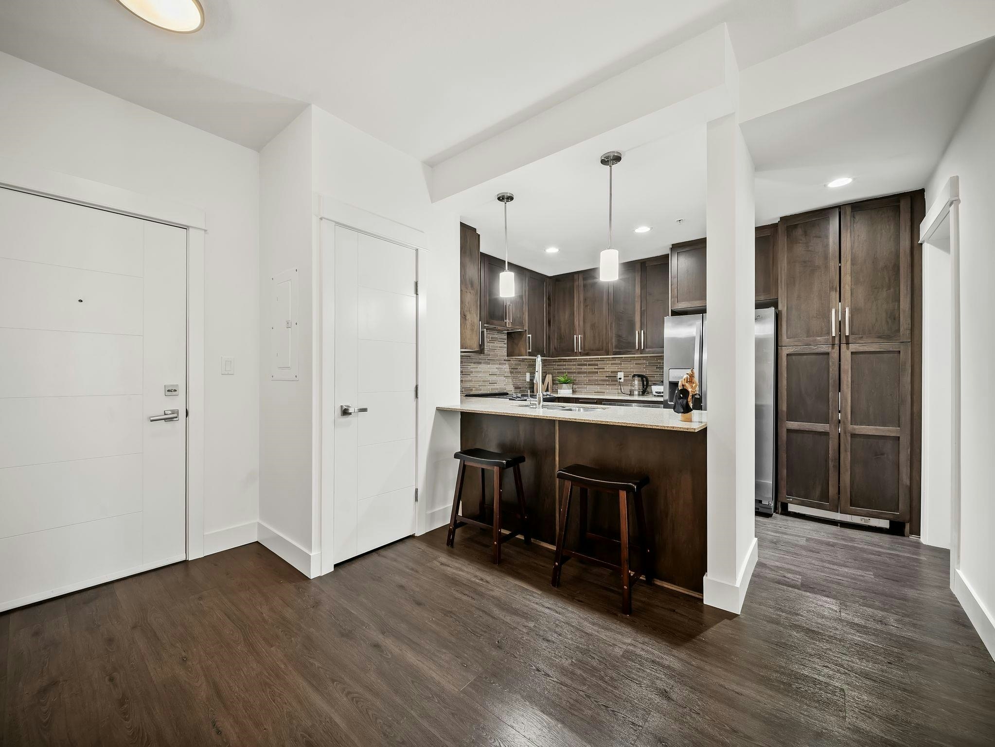 305-2465 Wilson Avenue - 3