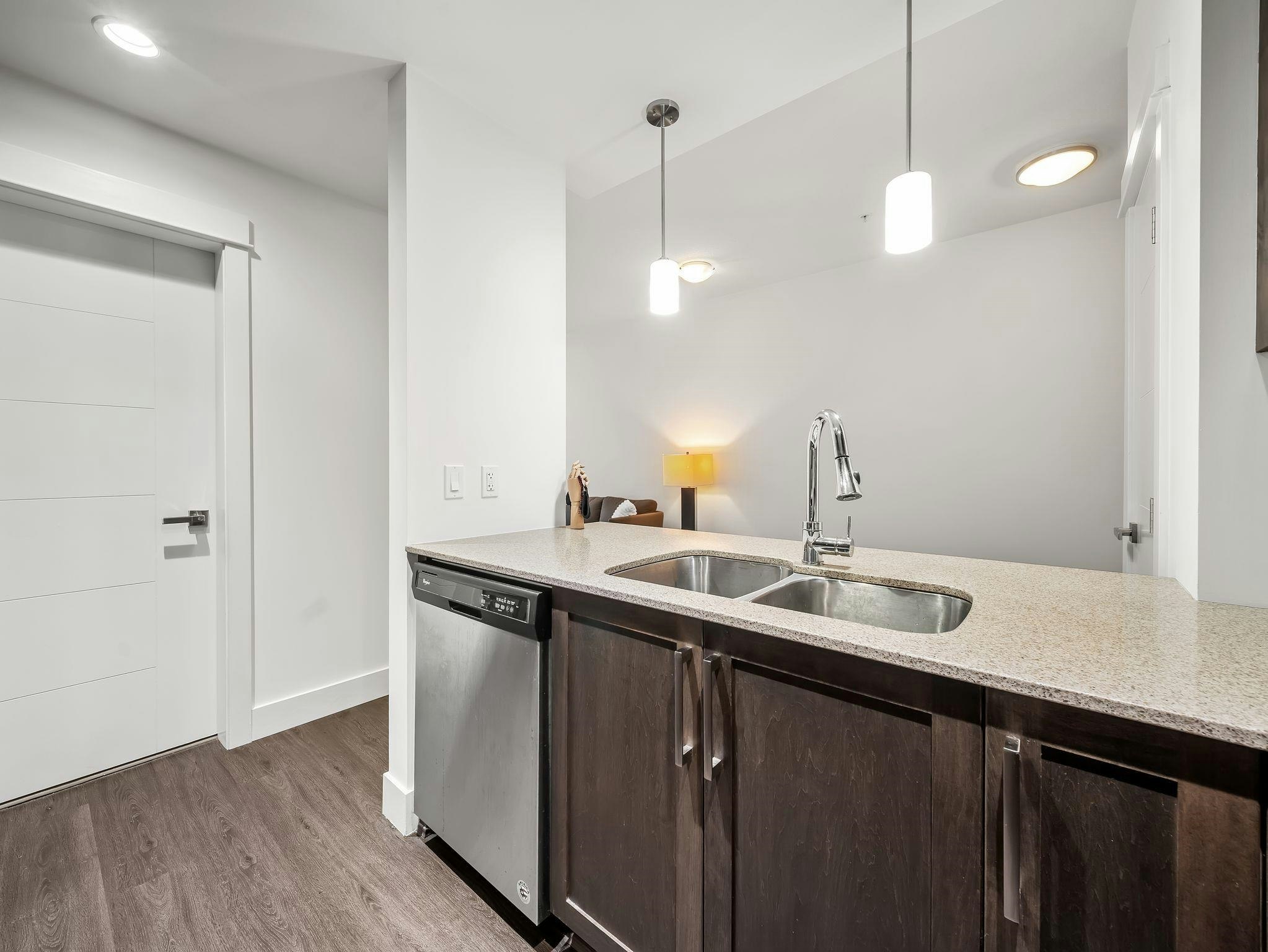 305-2465 Wilson Avenue, Port Coquitlam, BC, V3C 0E6 - 9