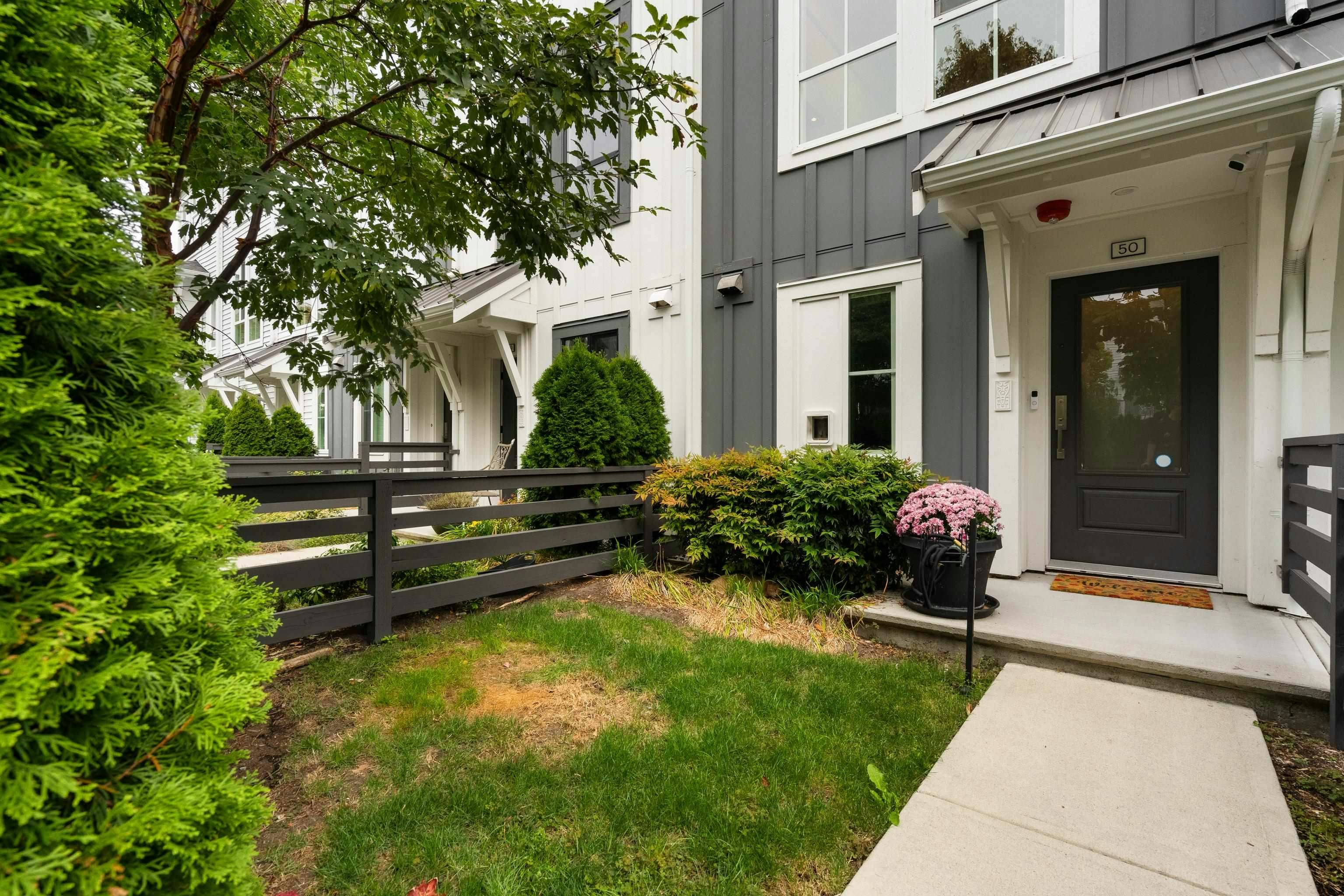 50-4638 Orca Way - 2