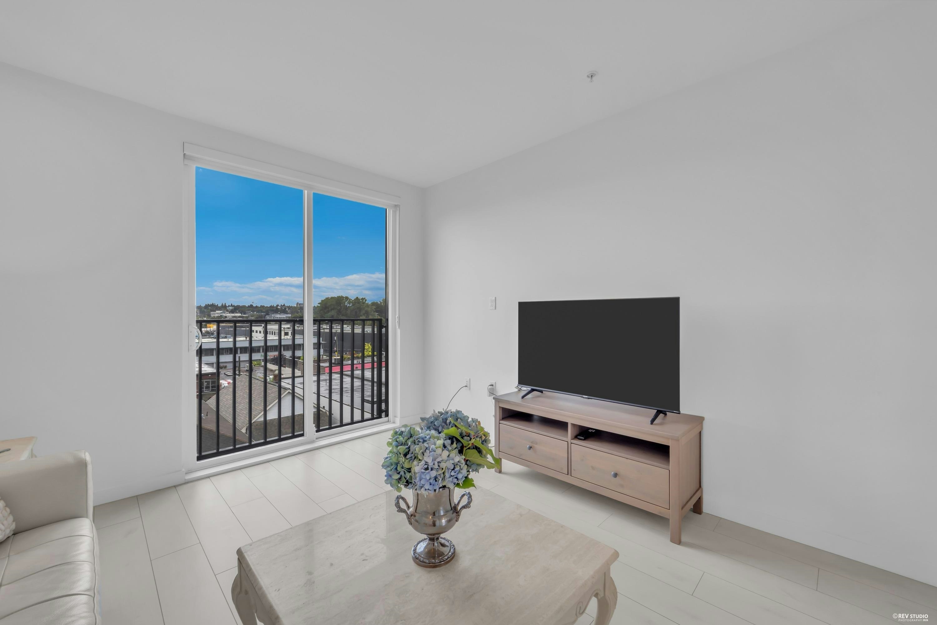 302-1120 E East Georgia Street, Vancouver, BC, V6A 0K2 - 11